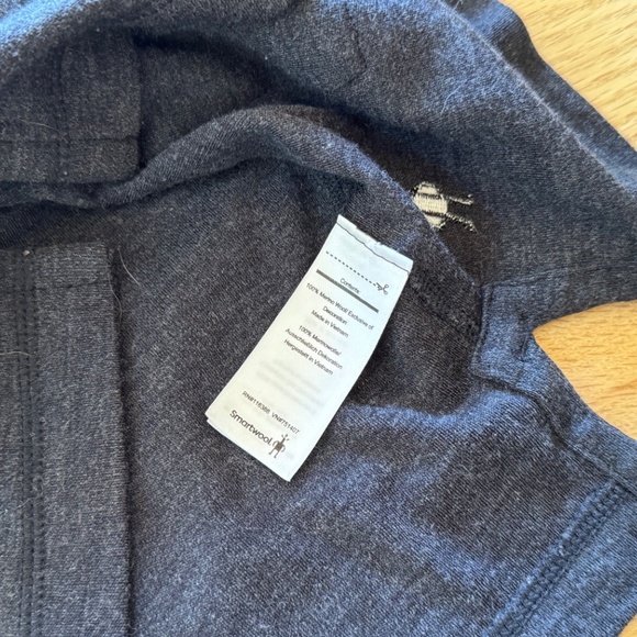 Smartwool Drape Neck Hoodie 250 XS EUC Charcoal Purple - Picture 8 of 10